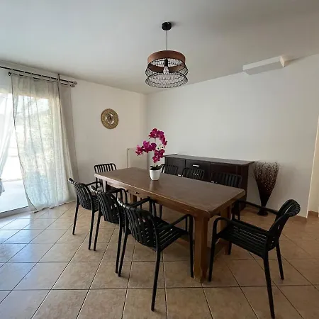 Feriehus Maison Chaleureuse Bord De La Le Bernard