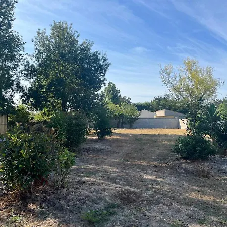 בית נופש Maison Chaleureuse Bord De La Le Bernard