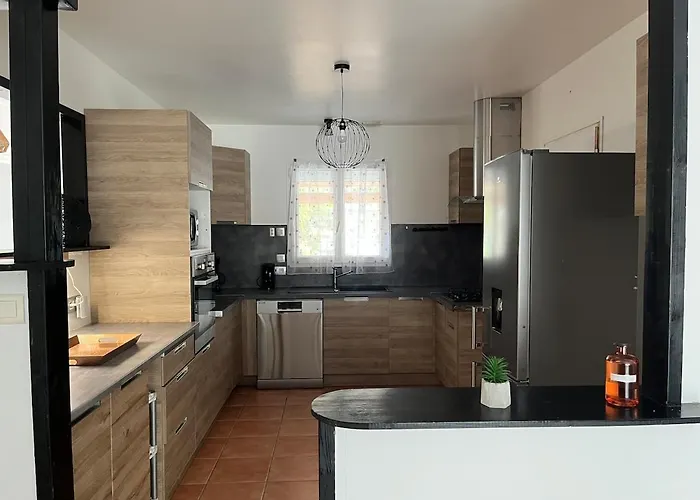 Maison Chaleureuse Bord De La Hébergement de vacances Le Bernard