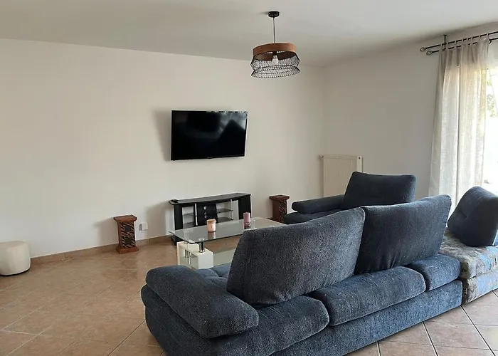 Maison Chaleureuse Bord De La Hébergement de vacances Le Bernard